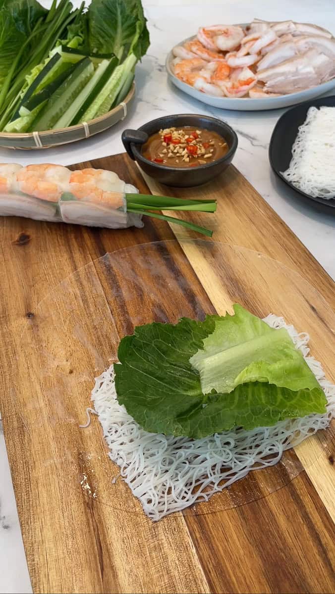 how to roll spring rolls step by step