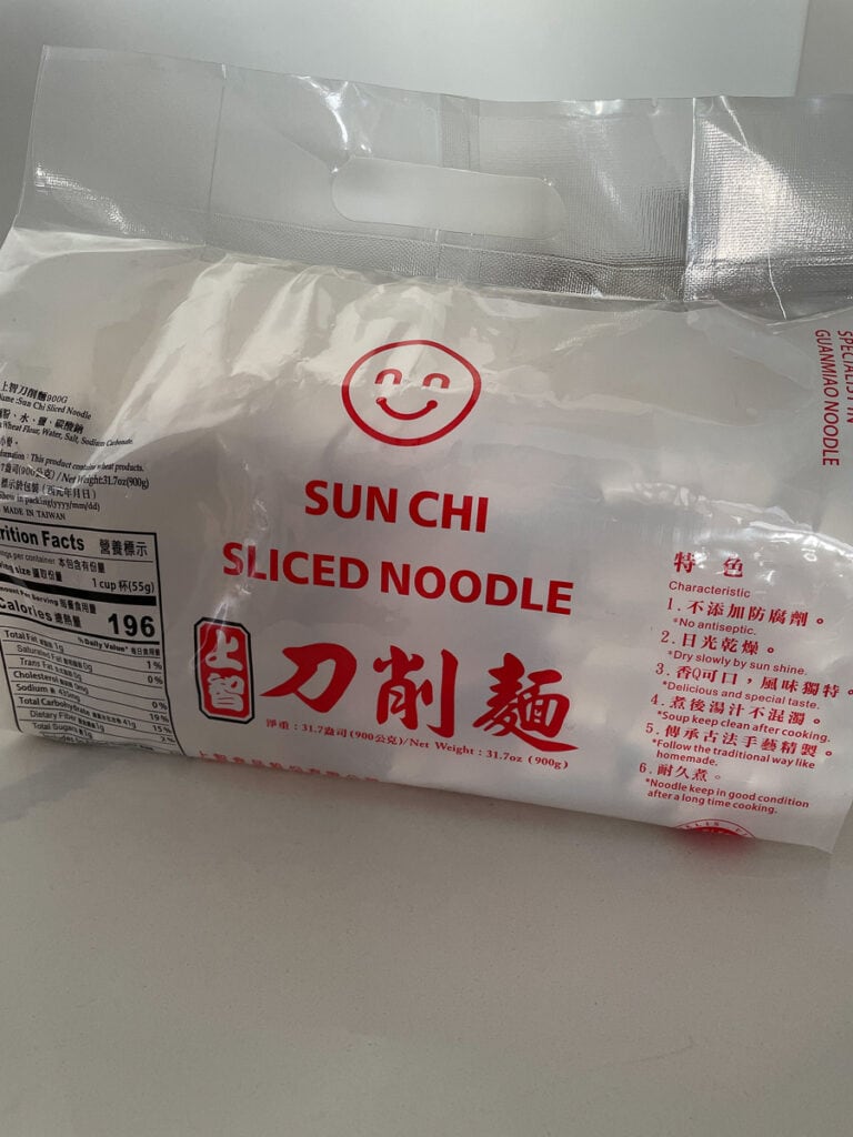 Taiwanese Braised Beef Noodle-11