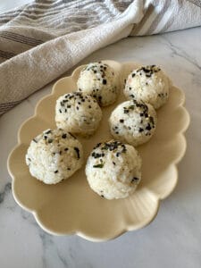 Jumeokbap Korean Rice balls-13